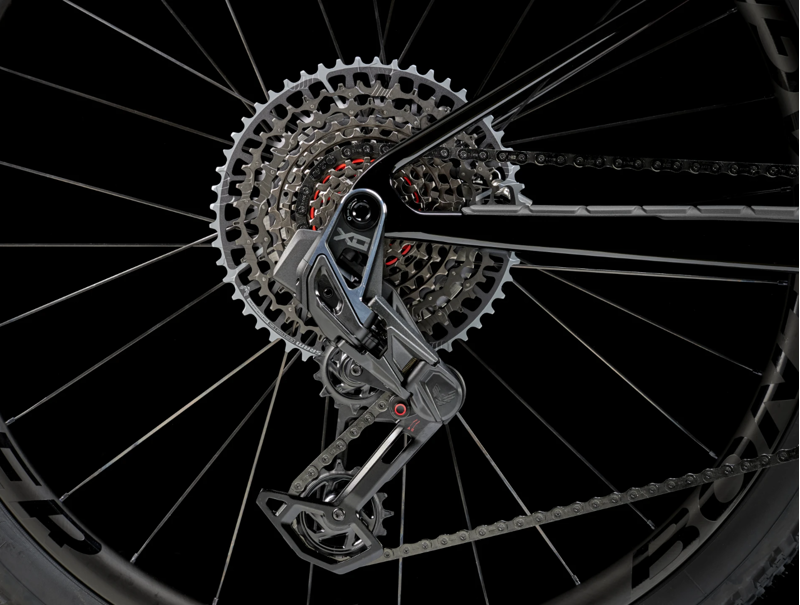 Trek Supercaliber SLR 9.9 XO AXS Full Suspension Mountain Bike 2024 in Carbon Red Smoke-3